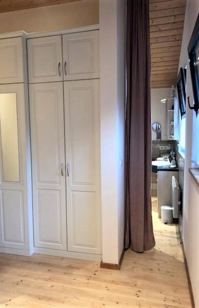 Ferienhaus Zwischen Wald Und See Менезе Екстер'єр фото